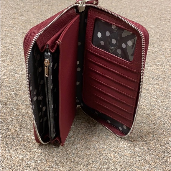NWOT Maroon wallet - Picture 8 of 10